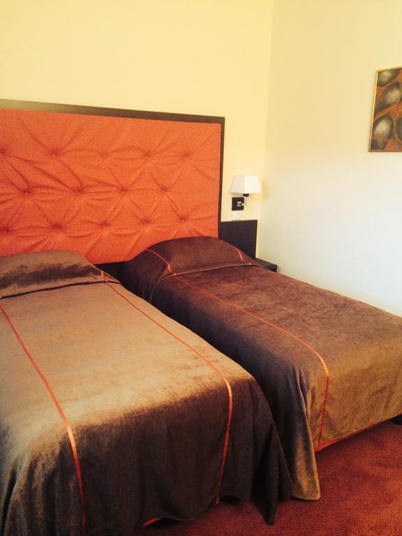 Hotel Fiama Otelu Rosu Δωμάτιο φωτογραφία